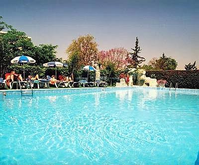 Фото Estella Hotel Apartments 2*