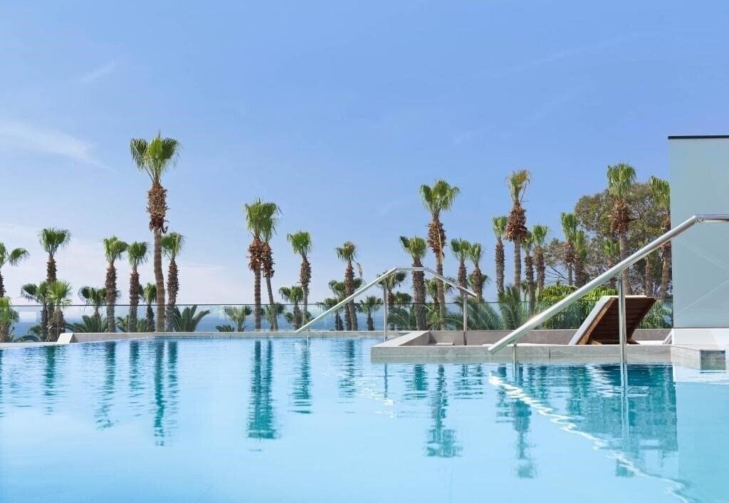 Картинка Grand Resort By Leonardo 5*
