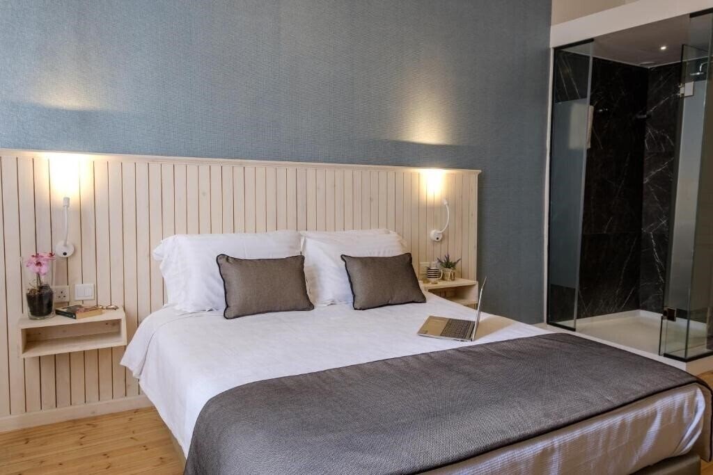 Готель La Maltese Mansion 3*