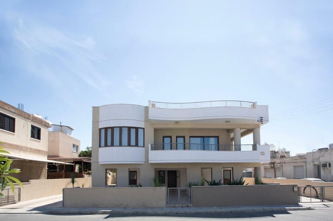 Готель Hermes Luxury Residence 3*