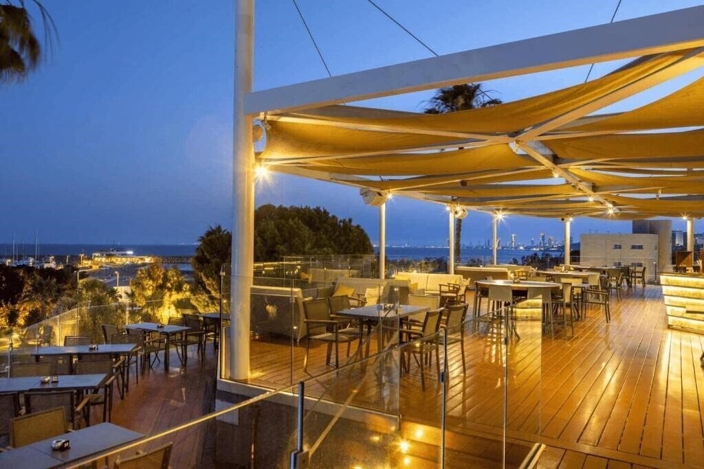 Зображення St. Raphael Resort & Marina 5*