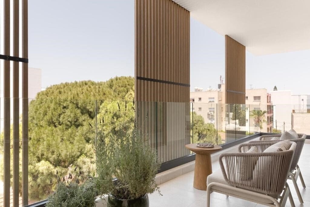 Зображення White City Limassol Aparthotel 4*