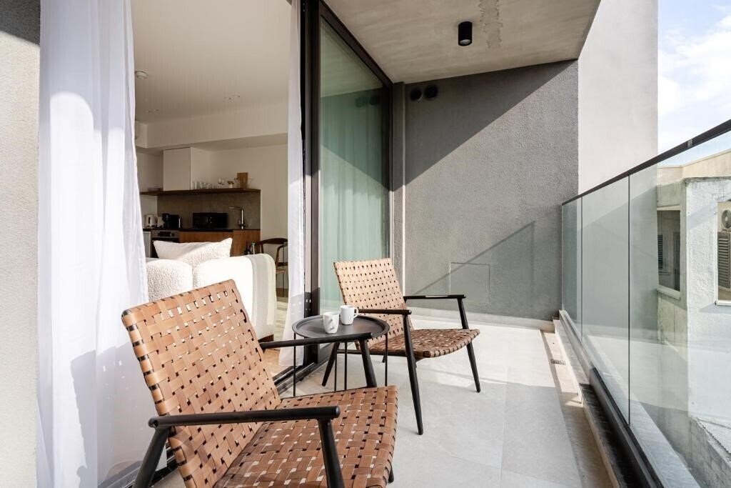 Фото Yamas Urban Living Pool Penthouse Marvel 4*