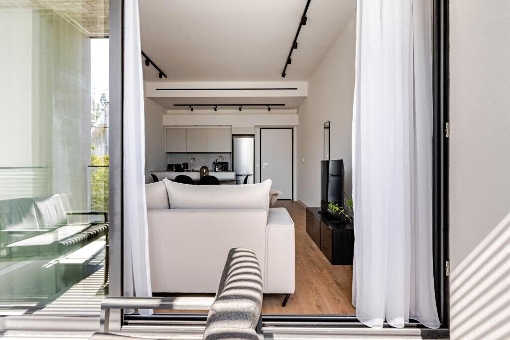 Фотографія Yamas Urban Living Sunny Pool Penthouse 4*