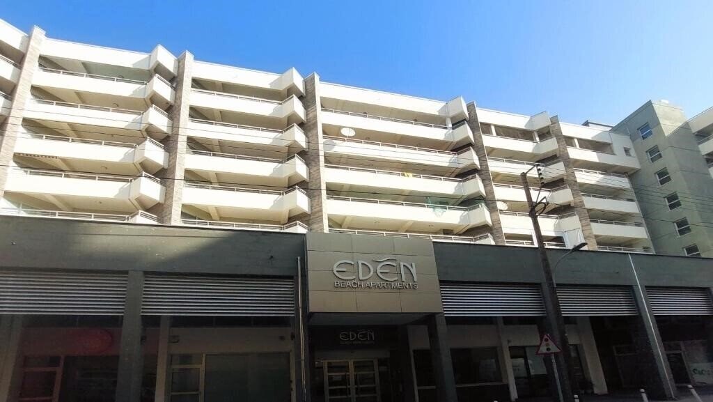 Отель Eden Beach Apartment 611 2*