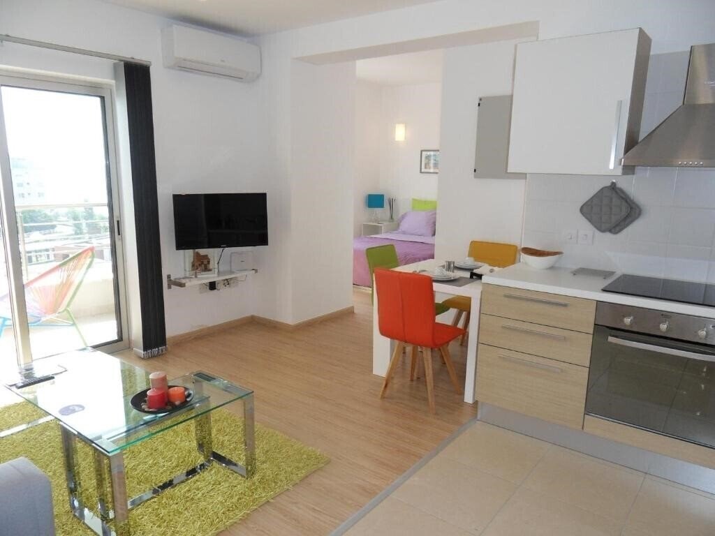 Картинка Eden Beach Apartment 611 2*