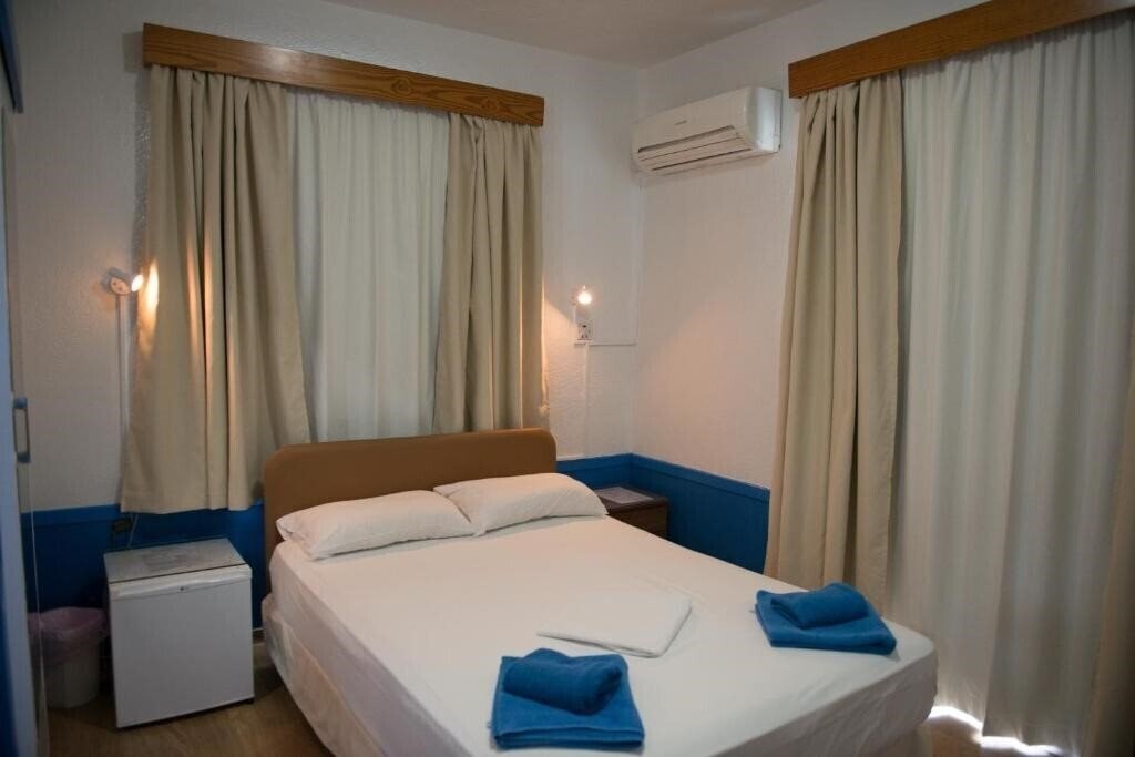 Фото Le Village Hotel 2*