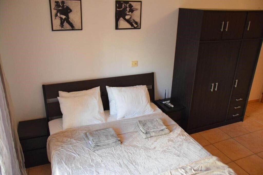 Картинка Raise Cosy Studio With Pool In Limassol 2*