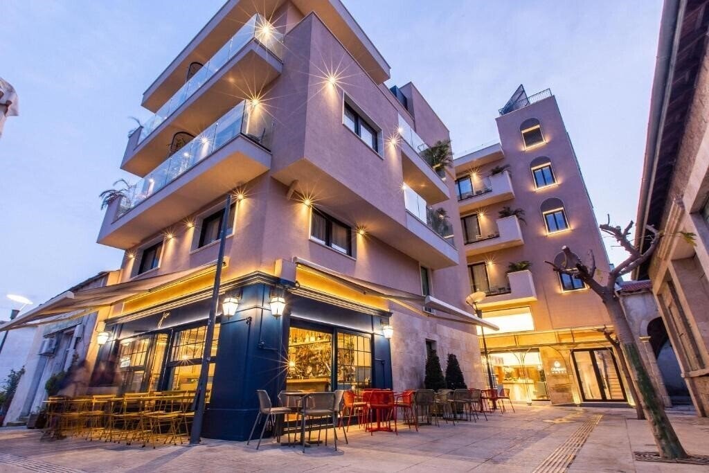 Готель Old Port Hotel 2*