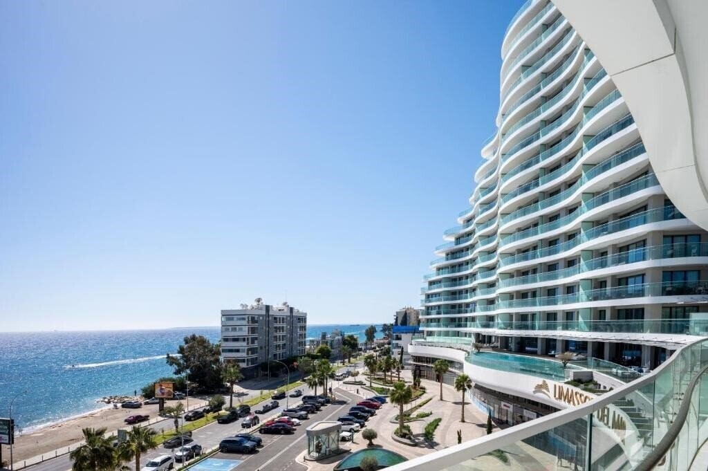 Готель Del Mar Beachfront C 2 Bedroom Residence 2*