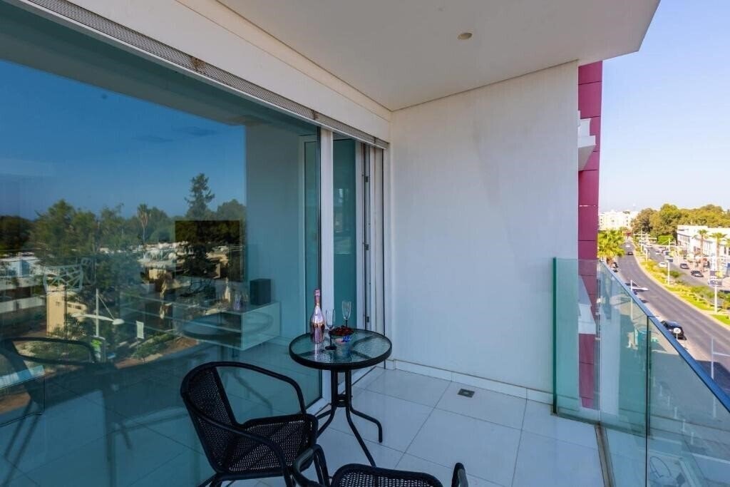 Изображение Modern Seafront Apartment 3*