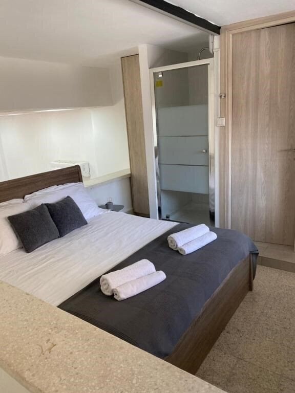 Картинка Modern City Center Appartment Saripolou 4*
