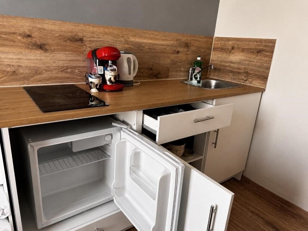 Картинка Smart Comfort Studio N4 Private Kitchenette Bathroom to Beach 260m Marina Port Old City 900m 3*