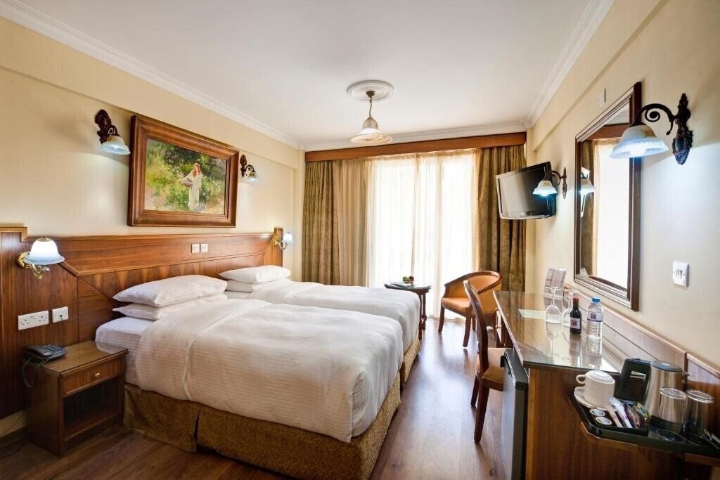 Фото Semeli Hotel Nikosia 4*