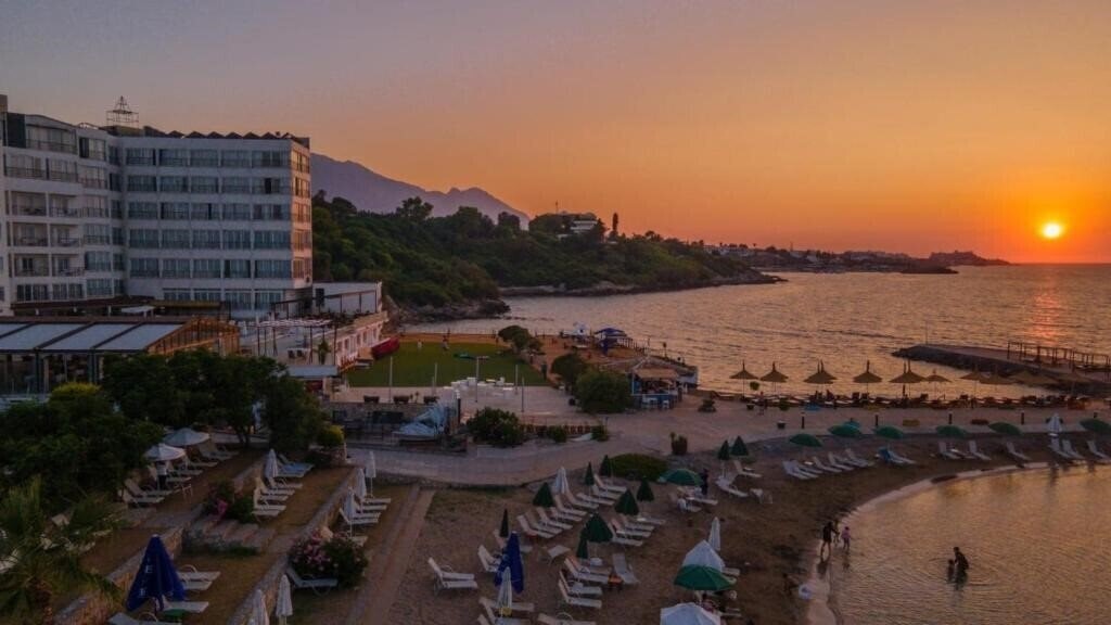 Фото Ada Beach Hotel 3*