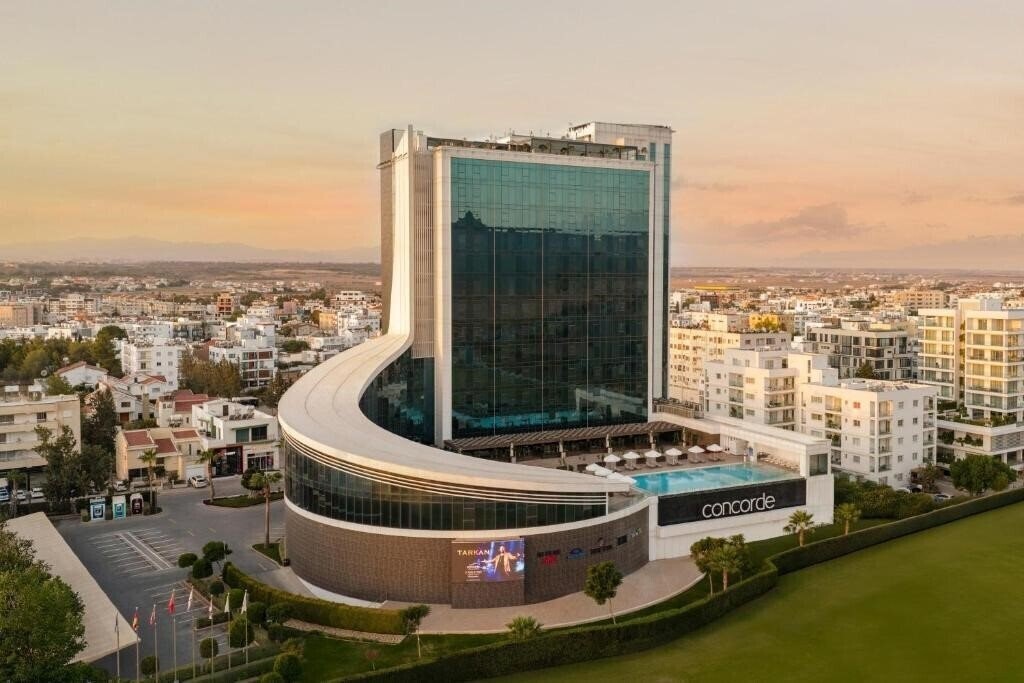 Отель Concorde Tower Hotel 5*