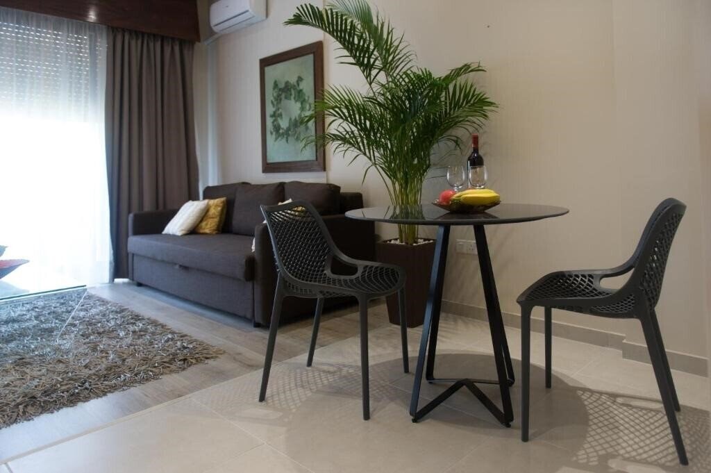Фотографія Manolia City Residences 3*