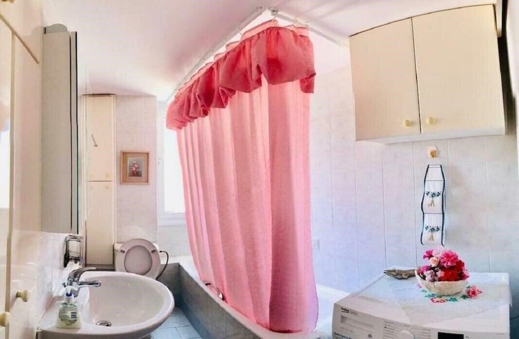 Изображение Timeless Apartment In The City Centre 3*