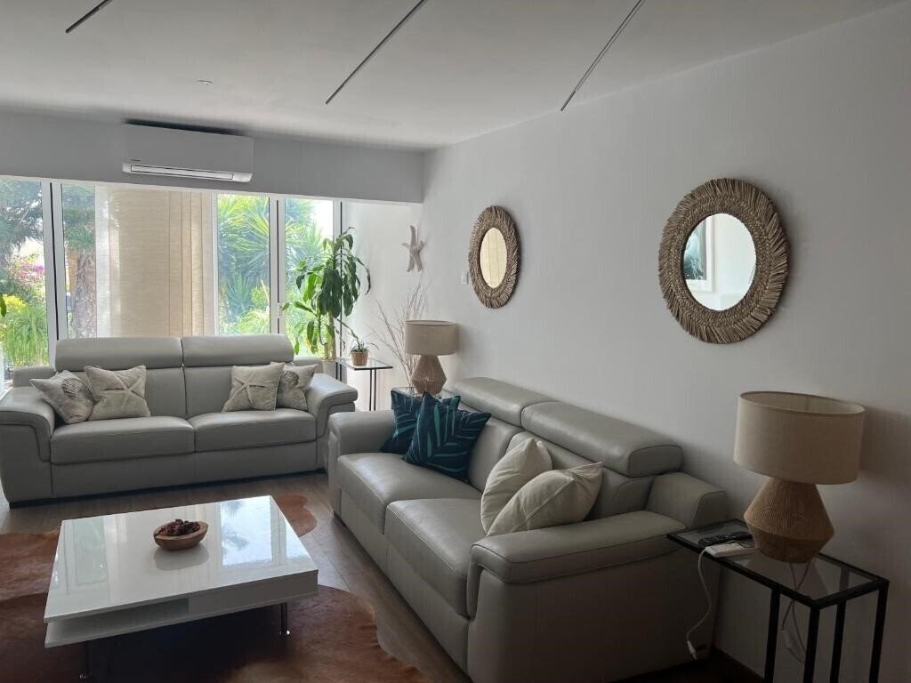 Фото Townhouse Coral Bay Village 4*