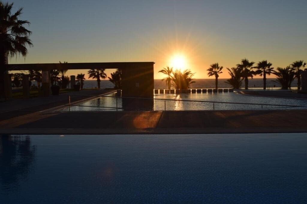 Отель Capital Coast Resort & SPA 4*
