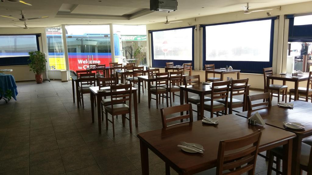 Фото Daphne Hotel 3*