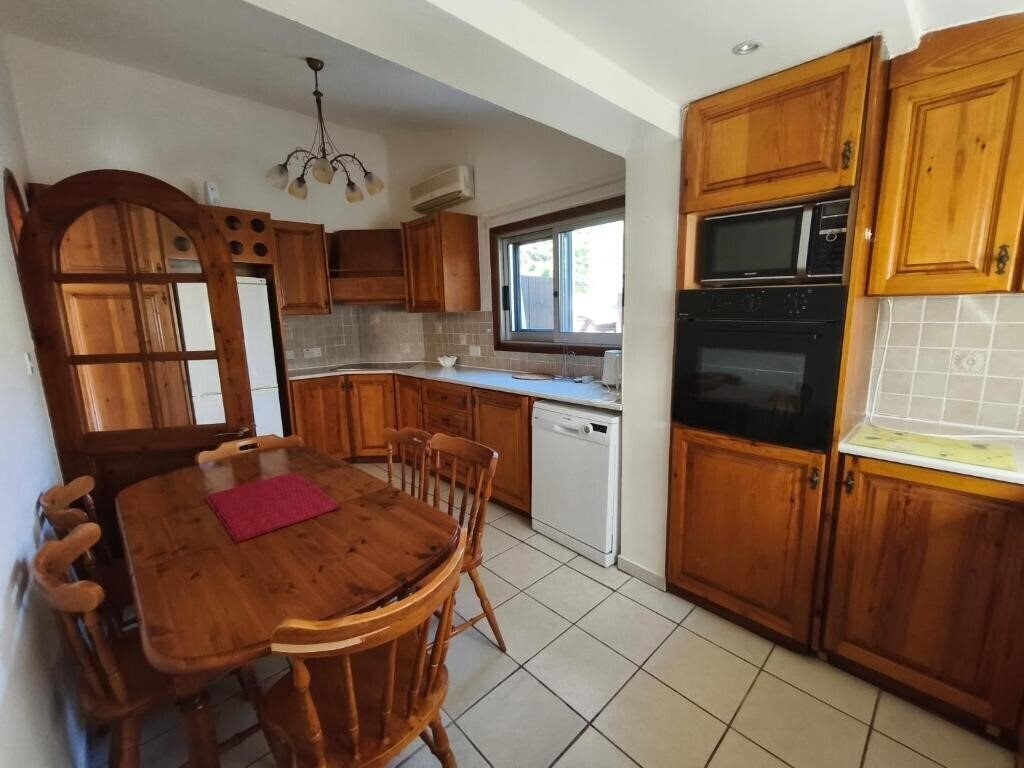 Картинка Sea Breeze Villas 2*