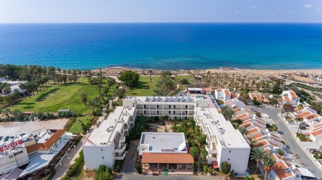 Готель Helios Bay Hotel Apts 3*