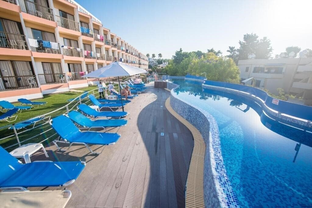 Фото Avlida Hotel 4*