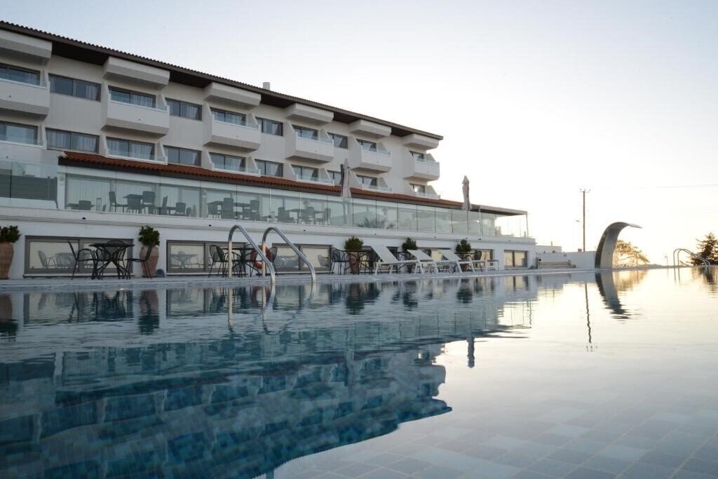 Готель Droushia Heights Hotel 3*