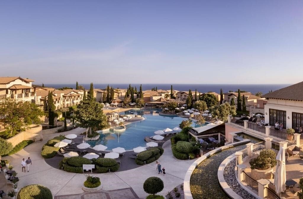 Готель Atlantica Aphrodite Hills Hotel 5*