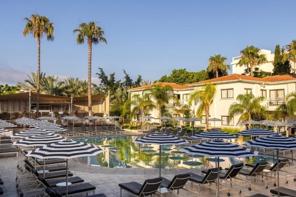Фотографія King Jason Paphos by Louis Hotels 4*