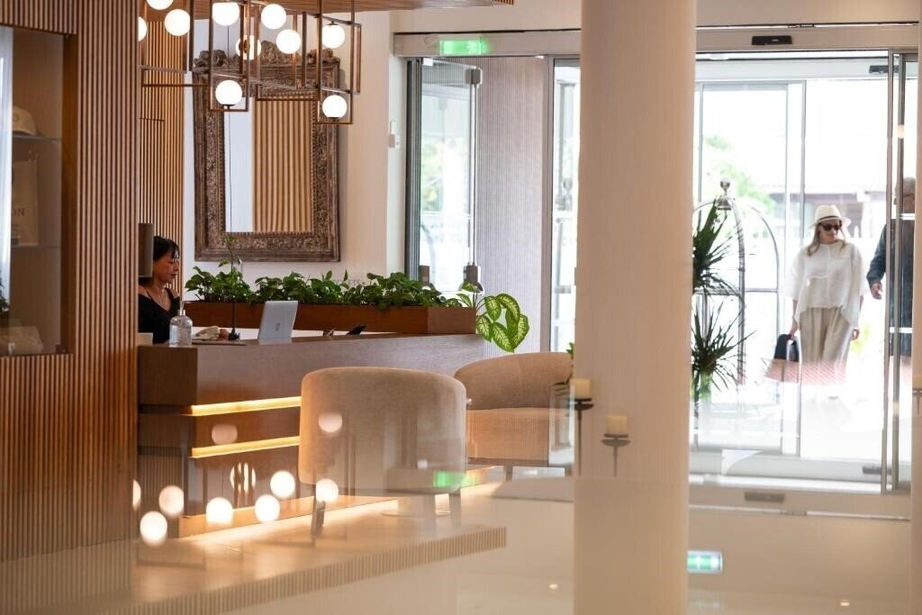Зображення King Jason Paphos by Louis Hotels 4*