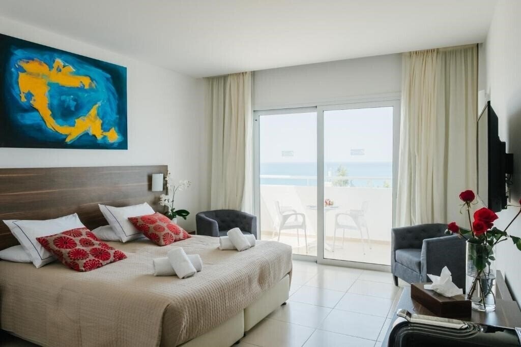 Зображення Sunset Bay Holiday Village 4*