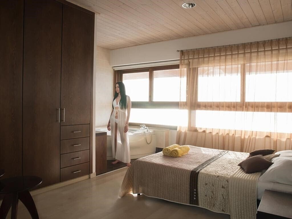 Фото Villa Karavi вилла