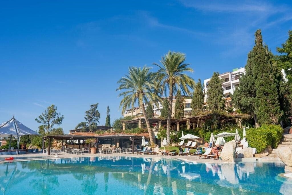 Фото Coral Beach Hotel & Resort 5*