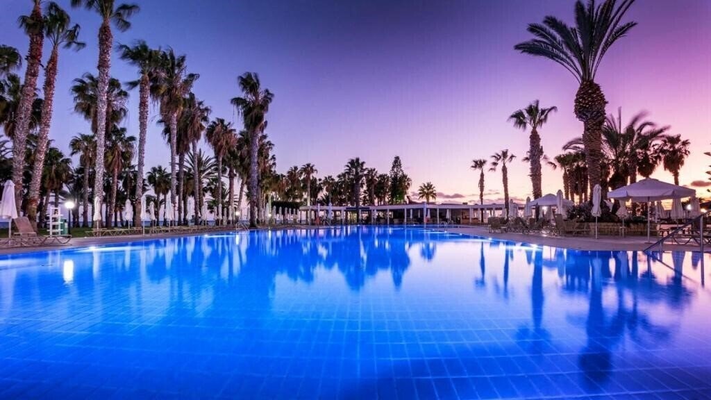 Изображение Louis Phaethon Beach 4*