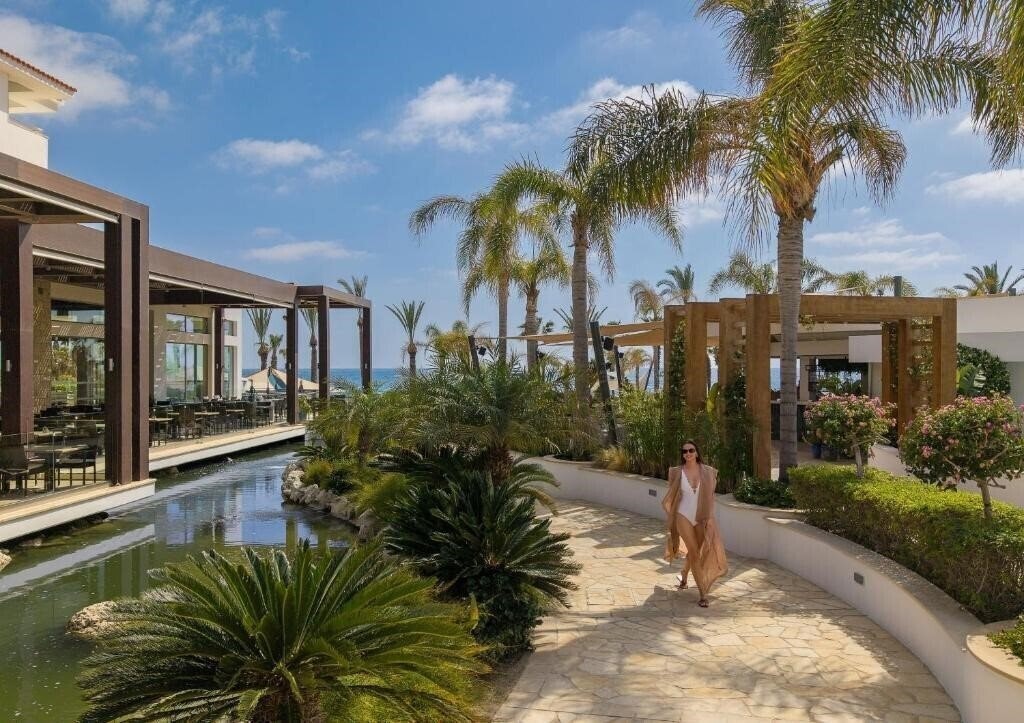 Картинка Olympic Lagoon Resort Paphos 5*