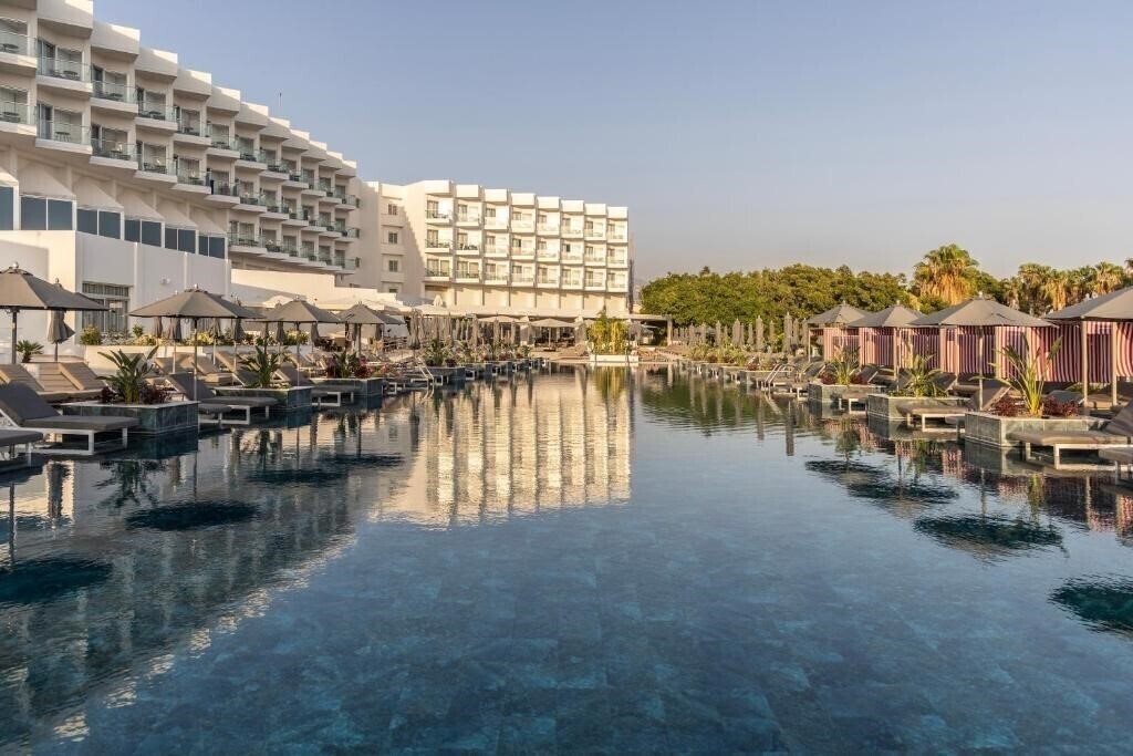 Фото Cali Resort & SPA by Louis Hotels 5*
