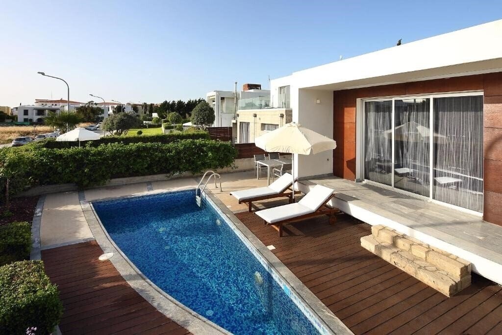 Зображення Paradise Cove Luxurious Beach Villas 4*