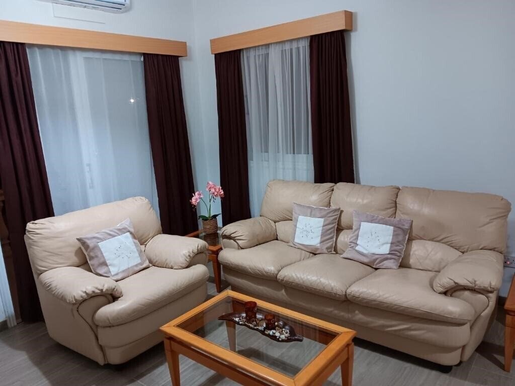 Фотография Pari Holiday Apartments 2*