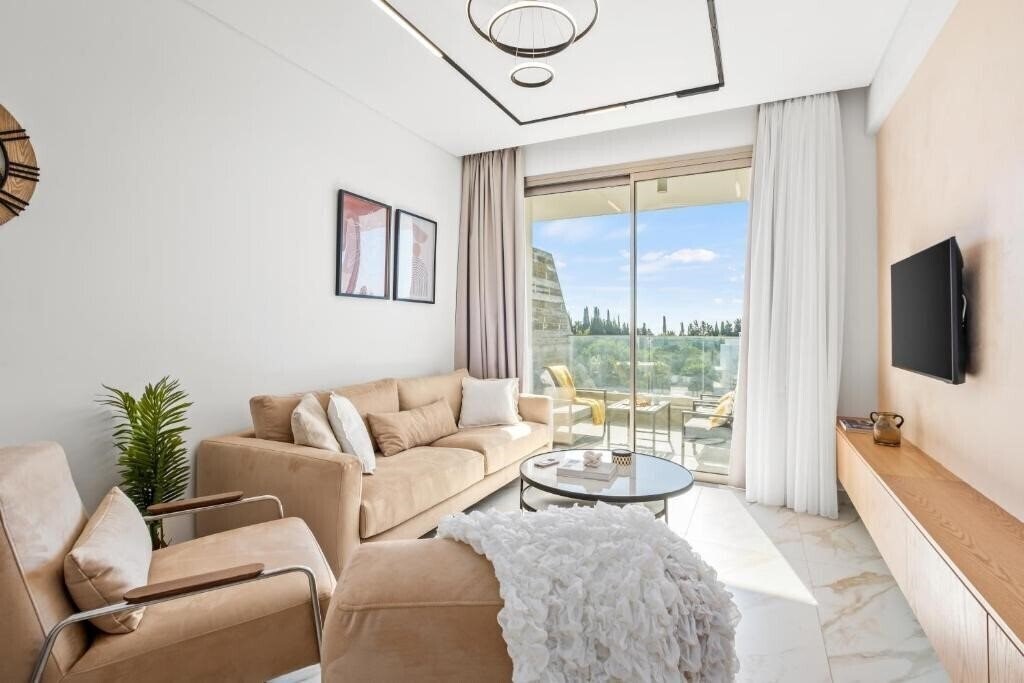 Готель Elite Urban Residence by Nomads 4*