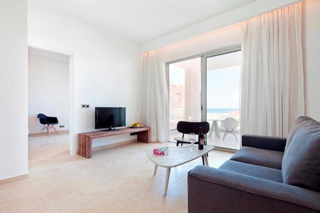 Зображення Gold Lagoon Kosher Hotel 4*