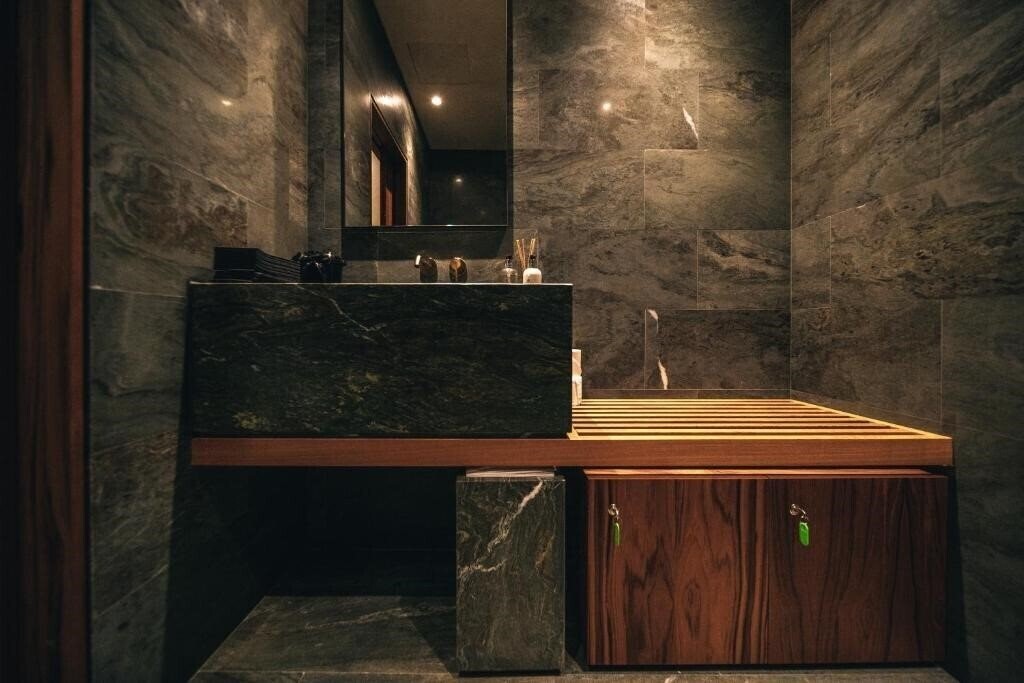 Фото M Boutique Hotel - Designed For Adults 3*