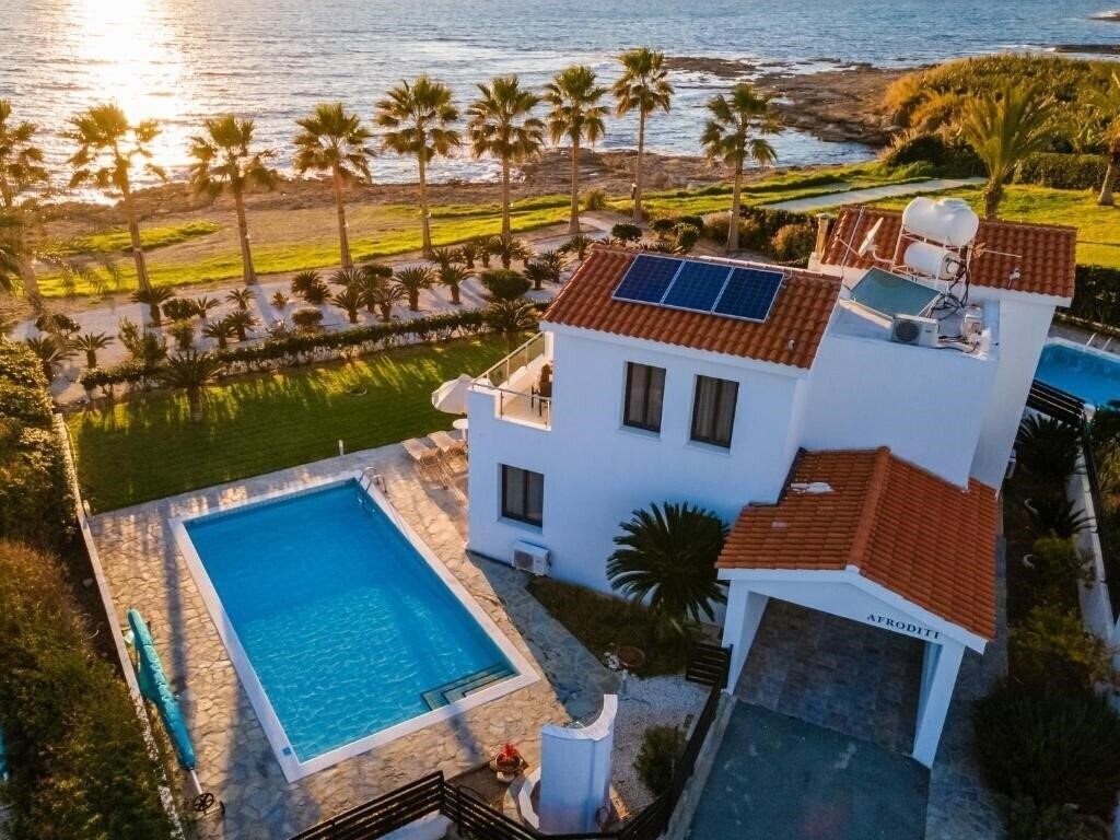 Готель Platzia Beach Villas 4*