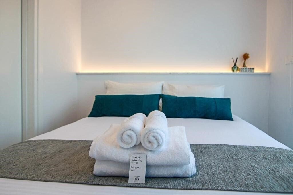 Фотография Phaedrus Living: Seaside Deluxe Flat Harbour 107 3*