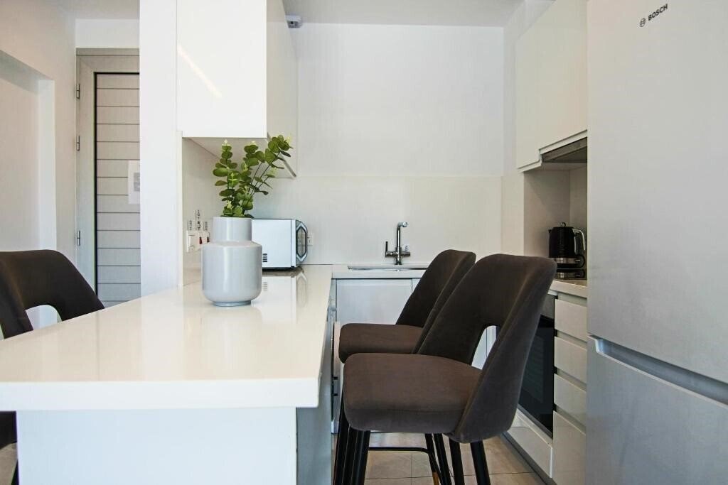 Фотография Phaedrus Living: Seaside Executive Flat Harbour 207 3*