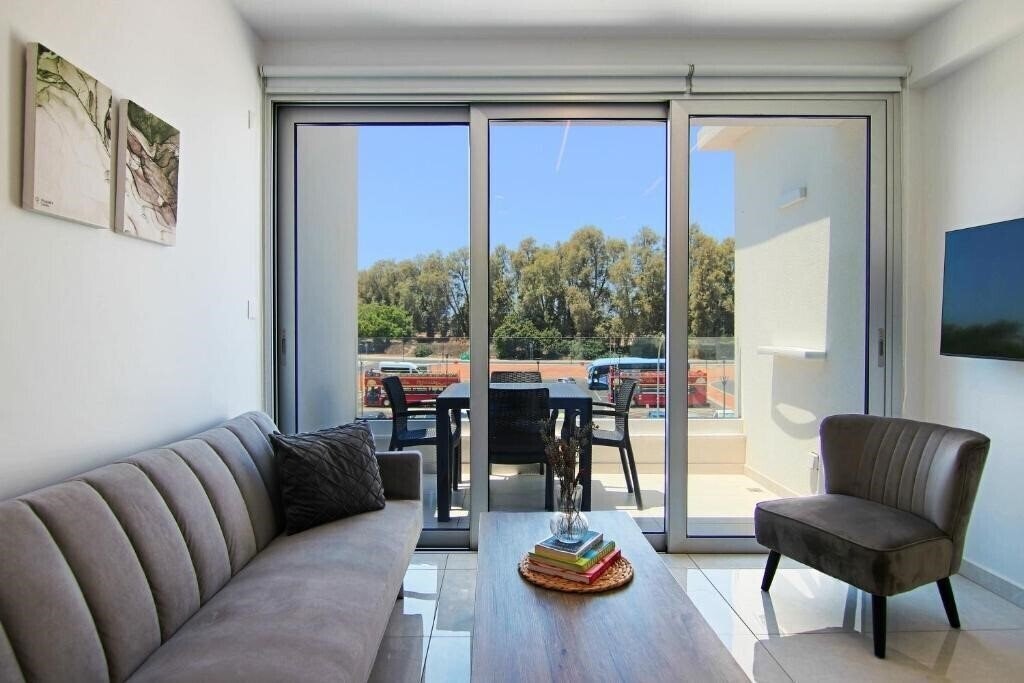 Отель Phaedrus Living: Seaside Executive Flat Harbour 207 3*