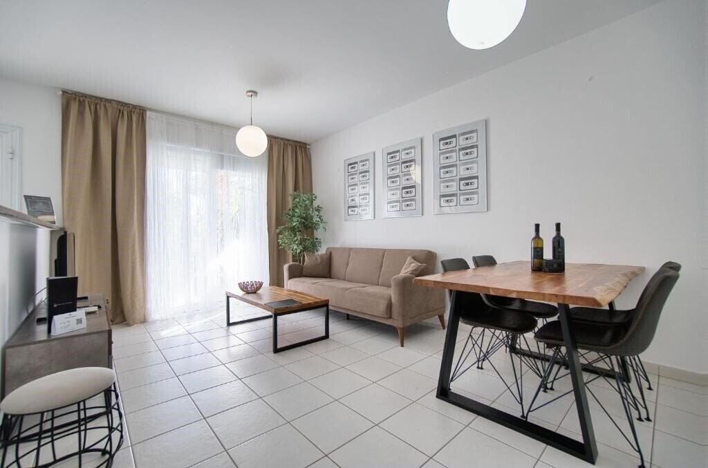 Фото Iris Village Block 12-105 2*