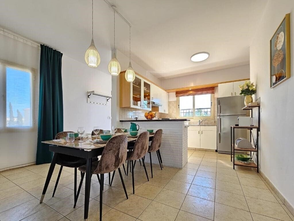 Фото Aphrodites Pearl Luxury 3 Bed Apartment 2*