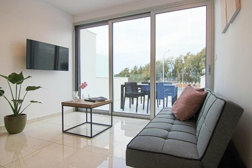 Фото Phaedrus Living: Seaside Luxury Flat Harbour 105 3*